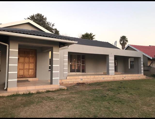 4 BEDROOM HOUSE RENTED IN NORKEM PARK